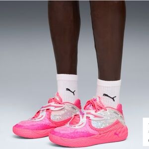 MB.05 World TourMen's Basketball Shoes
